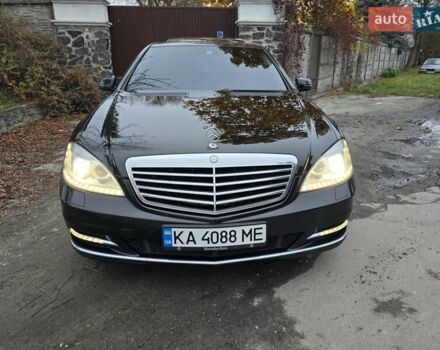 Черный Мерседес С Класс, объемом двигателя 3.5 л и пробегом 188 тыс. км за 14999 $, фото 55 на Automoto.ua
