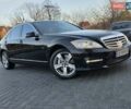 Черный Мерседес С Класс, объемом двигателя 4.7 л и пробегом 218 тыс. км за 17999 $, фото 1 на Automoto.ua