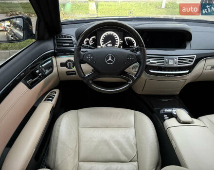 Черный Мерседес С Класс, объемом двигателя 4.7 л и пробегом 218 тыс. км за 14999 $, фото 39 на Automoto.ua