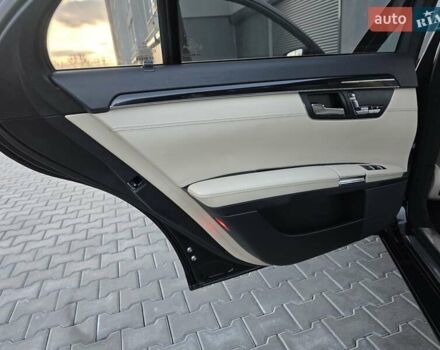 Черный Мерседес С Класс, объемом двигателя 4.7 л и пробегом 218 тыс. км за 17999 $, фото 61 на Automoto.ua