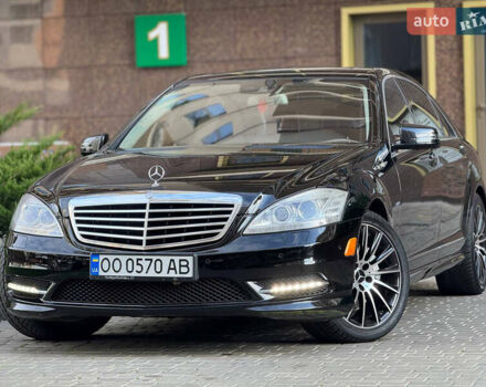 Чорний Мерседес С Клас, об'ємом двигуна 4.66 л та пробігом 221 тис. км за 15900 $, фото 2 на Automoto.ua
