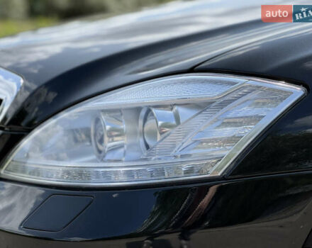 Чорний Мерседес С Клас, об'ємом двигуна 5.51 л та пробігом 56 тис. км за 89900 $, фото 9 на Automoto.ua