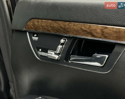 Черный Мерседес С Класс, объемом двигателя 2.99 л и пробегом 320 тыс. км за 21500 $, фото 24 на Automoto.ua