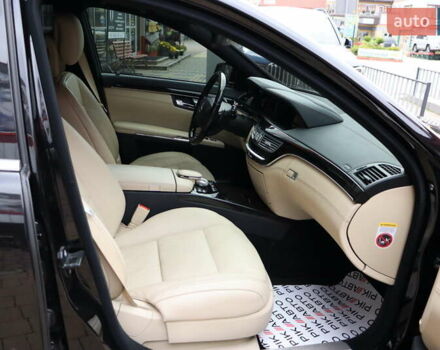 Черный Мерседес С Класс, объемом двигателя 4.7 л и пробегом 179 тыс. км за 17900 $, фото 45 на Automoto.ua