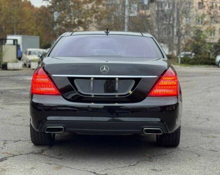 Черный Мерседес С Класс, объемом двигателя 4.7 л и пробегом 170 тыс. км за 13900 $, фото 4 на Automoto.ua