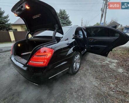 Черный Мерседес С Класс, объемом двигателя 3.5 л и пробегом 188 тыс. км за 14999 $, фото 16 на Automoto.ua