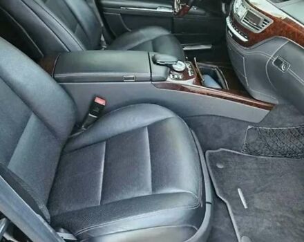 Черный Мерседес С Класс, объемом двигателя 4.7 л и пробегом 161 тыс. км за 21000 $, фото 14 на Automoto.ua