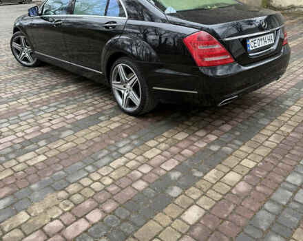 Чорний Мерседес С Клас, об'ємом двигуна 2.99 л та пробігом 286 тис. км за 22000 $, фото 4 на Automoto.ua