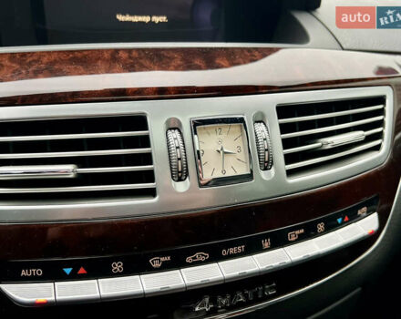 Черный Мерседес С Класс, объемом двигателя 3 л и пробегом 258 тыс. км за 17400 $, фото 30 на Automoto.ua