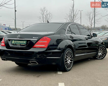 Черный Мерседес С Класс, объемом двигателя 3 л и пробегом 258 тыс. км за 17400 $, фото 11 на Automoto.ua