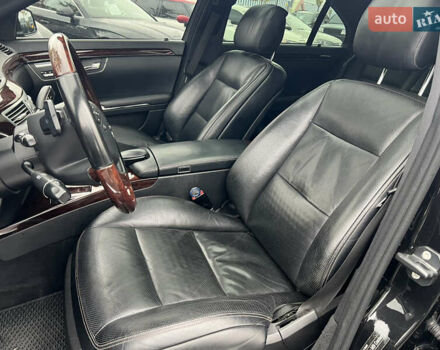 Чорний Мерседес С Клас, об'ємом двигуна 2.99 л та пробігом 258 тис. км за 18000 $, фото 18 на Automoto.ua