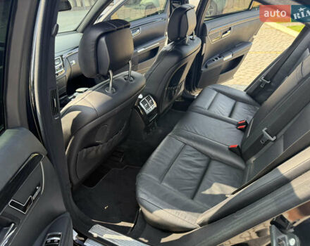 Черный Мерседес С Класс, объемом двигателя 2.99 л и пробегом 237 тыс. км за 19999 $, фото 16 на Automoto.ua