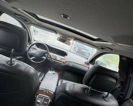 Черный Мерседес С Класс, объемом двигателя 2.1 л и пробегом 300 тыс. км за 13900 $, фото 4 на Automoto.ua