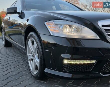 Черный Мерседес С Класс, объемом двигателя 4.7 л и пробегом 218 тыс. км за 17999 $, фото 22 на Automoto.ua