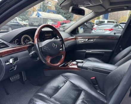 Черный Мерседес С Класс, объемом двигателя 4.7 л и пробегом 170 тыс. км за 13900 $, фото 7 на Automoto.ua