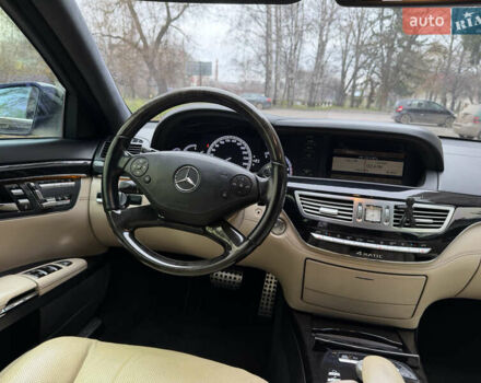 Чорний Мерседес С Клас, об'ємом двигуна 2.99 л та пробігом 286 тис. км за 22000 $, фото 47 на Automoto.ua