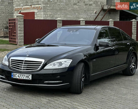 Черный Мерседес С Класс, объемом двигателя 2.99 л и пробегом 320 тыс. км за 21500 $, фото 2 на Automoto.ua
