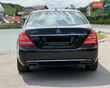 Чорний Мерседес С Клас, об'ємом двигуна 5.51 л та пробігом 56 тис. км за 89900 $, фото 13 на Automoto.ua