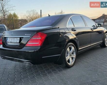 Черный Мерседес С Класс, объемом двигателя 4.7 л и пробегом 218 тыс. км за 17999 $, фото 5 на Automoto.ua