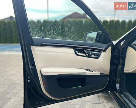 Черный Мерседес С Класс, объемом двигателя 3 л и пробегом 285 тыс. км за 15500 $, фото 18 на Automoto.ua