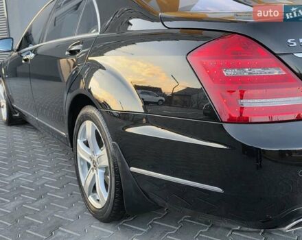 Черный Мерседес С Класс, объемом двигателя 4.7 л и пробегом 218 тыс. км за 17999 $, фото 27 на Automoto.ua