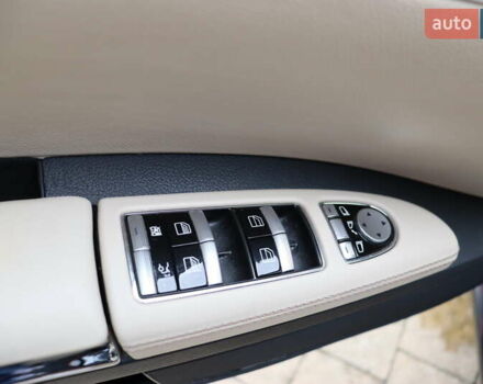 Черный Мерседес С Класс, объемом двигателя 4.7 л и пробегом 179 тыс. км за 17900 $, фото 9 на Automoto.ua