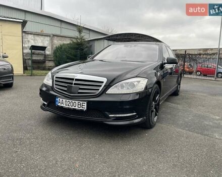 Черный Мерседес С Класс, объемом двигателя 3 л и пробегом 280 тыс. км за 19999 $, фото 38 на Automoto.ua