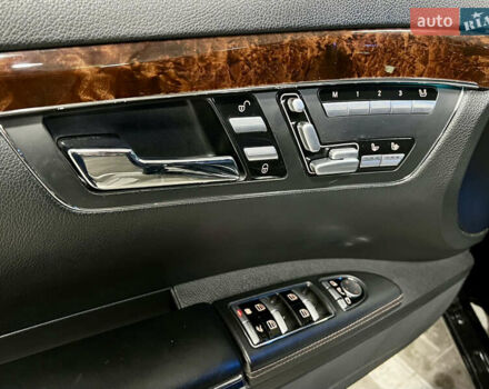 Чорний Мерседес С Клас, об'ємом двигуна 2.99 л та пробігом 258 тис. км за 19500 $, фото 17 на Automoto.ua