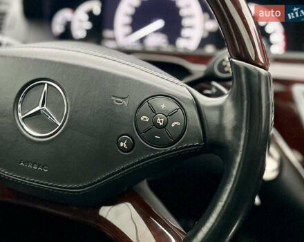 Черный Мерседес С Класс, объемом двигателя 3 л и пробегом 258 тыс. км за 17400 $, фото 24 на Automoto.ua