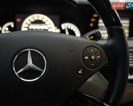 Черный Мерседес С Класс, объемом двигателя 4.7 л и пробегом 218 тыс. км за 14999 $, фото 63 на Automoto.ua