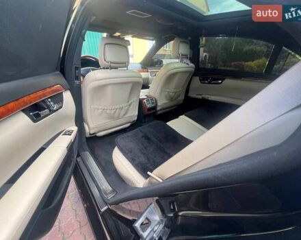 Черный Мерседес С Класс, объемом двигателя 3 л и пробегом 154 тыс. км за 22000 $, фото 4 на Automoto.ua