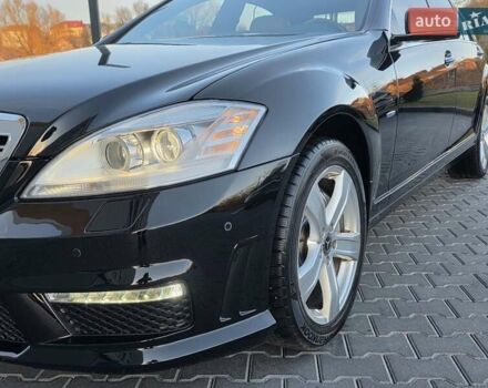 Черный Мерседес С Класс, объемом двигателя 4.7 л и пробегом 218 тыс. км за 17999 $, фото 26 на Automoto.ua