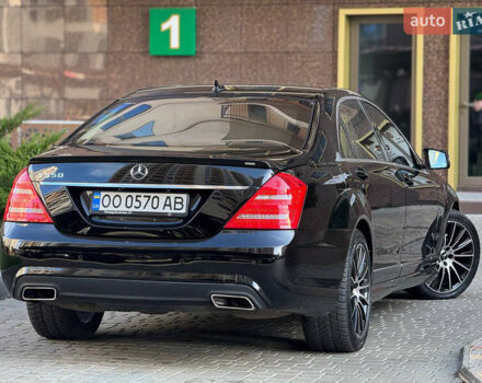 Чорний Мерседес С Клас, об'ємом двигуна 4.66 л та пробігом 221 тис. км за 15900 $, фото 12 на Automoto.ua