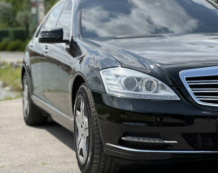 Чорний Мерседес С Клас, об'ємом двигуна 5.51 л та пробігом 56 тис. км за 89900 $, фото 4 на Automoto.ua
