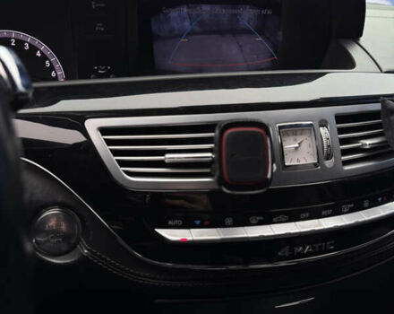 Черный Мерседес С Класс, объемом двигателя 4.66 л и пробегом 313 тыс. км за 15000 $, фото 14 на Automoto.ua