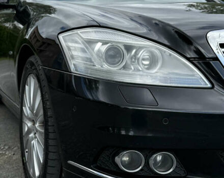 Чорний Мерседес С Клас, об'ємом двигуна 4.7 л та пробігом 212 тис. км за 16200 $, фото 6 на Automoto.ua