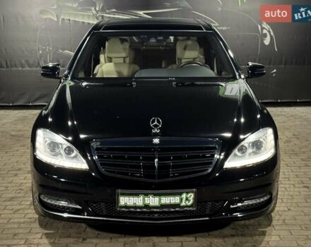 Черный Мерседес С Класс, объемом двигателя 4.7 л и пробегом 211 тыс. км за 16800 $, фото 4 на Automoto.ua