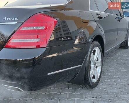 Черный Мерседес С Класс, объемом двигателя 4.7 л и пробегом 218 тыс. км за 17999 $, фото 30 на Automoto.ua