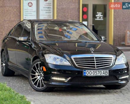 Чорний Мерседес С Клас, об'ємом двигуна 4.66 л та пробігом 221 тис. км за 15900 $, фото 4 на Automoto.ua