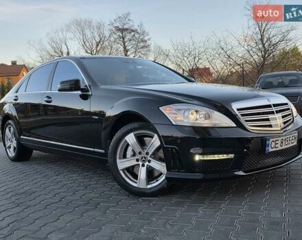 Черный Мерседес С Класс, объемом двигателя 4.7 л и пробегом 218 тыс. км за 17999 $, фото 2 на Automoto.ua