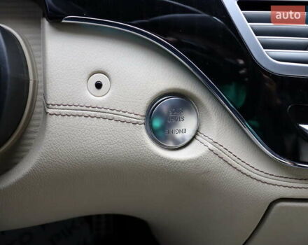 Черный Мерседес С Класс, объемом двигателя 4.7 л и пробегом 179 тыс. км за 17900 $, фото 24 на Automoto.ua