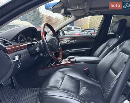 Черный Мерседес С Класс, объемом двигателя 4.7 л и пробегом 170 тыс. км за 13900 $, фото 8 на Automoto.ua