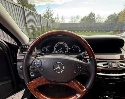 Черный Мерседес С Класс, объемом двигателя 3.5 л и пробегом 230 тыс. км за 20000 $, фото 13 на Automoto.ua