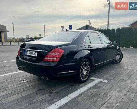 Черный Мерседес С Класс, объемом двигателя 3 л и пробегом 285 тыс. км за 15500 $, фото 13 на Automoto.ua