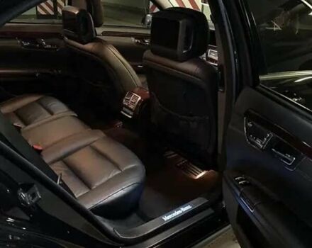 Черный Мерседес С Класс, объемом двигателя 4.7 л и пробегом 161 тыс. км за 21000 $, фото 13 на Automoto.ua