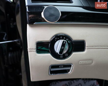 Черный Мерседес С Класс, объемом двигателя 4.7 л и пробегом 179 тыс. км за 17900 $, фото 15 на Automoto.ua