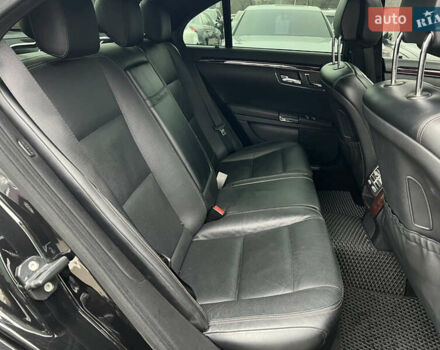 Черный Мерседес С Класс, объемом двигателя 3 л и пробегом 258 тыс. км за 17400 $, фото 36 на Automoto.ua