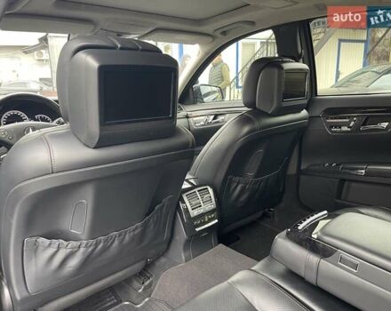 Черный Мерседес С Класс, объемом двигателя 3 л и пробегом 280 тыс. км за 19999 $, фото 20 на Automoto.ua