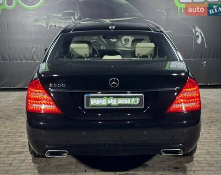 Черный Мерседес С Класс, объемом двигателя 4.7 л и пробегом 211 тыс. км за 16800 $, фото 9 на Automoto.ua