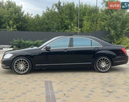 Чорний Мерседес С Клас, об'ємом двигуна 2.99 л та пробігом 125 тис. км за 19999 $, фото 3 на Automoto.ua